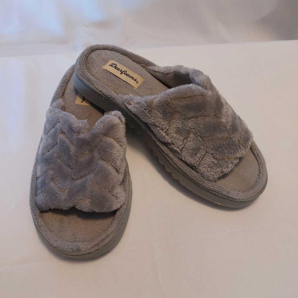 Girls slippers